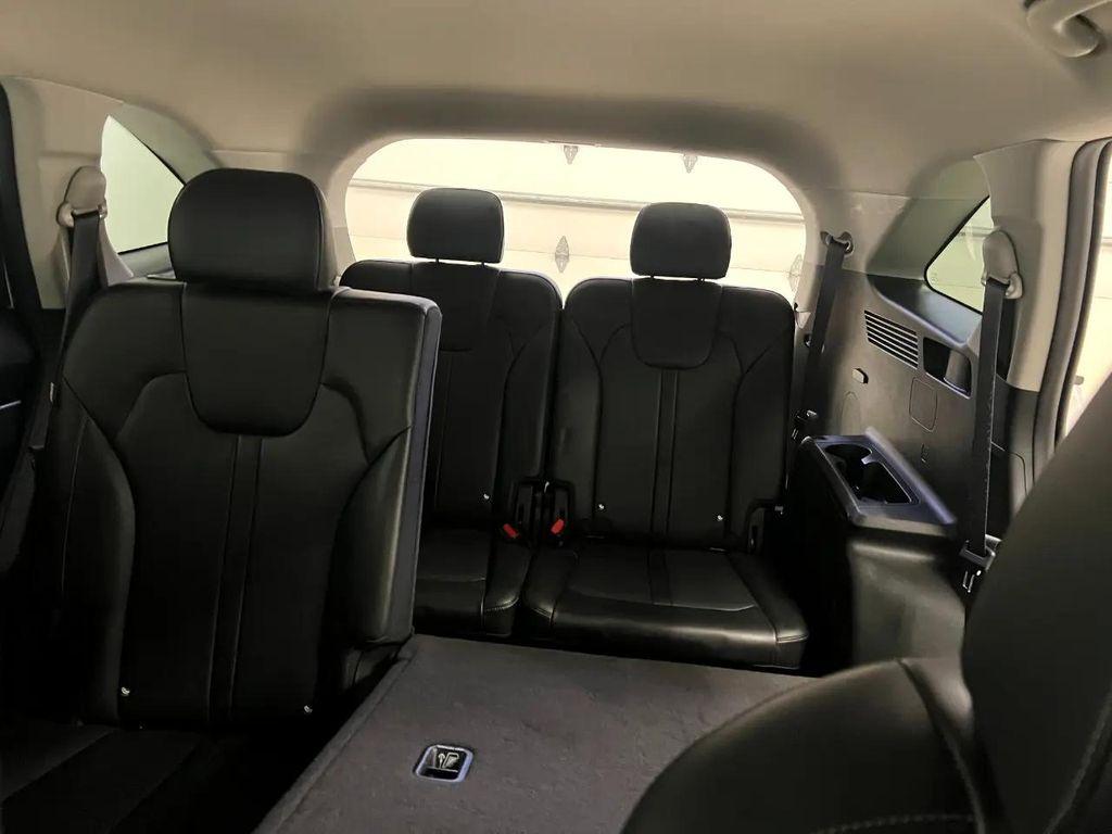 used 2024 Kia Sorento car, priced at $29,000