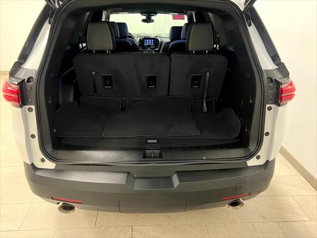 used 2023 Chevrolet Traverse car