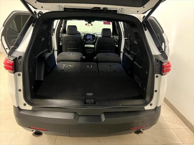 used 2023 Chevrolet Traverse car