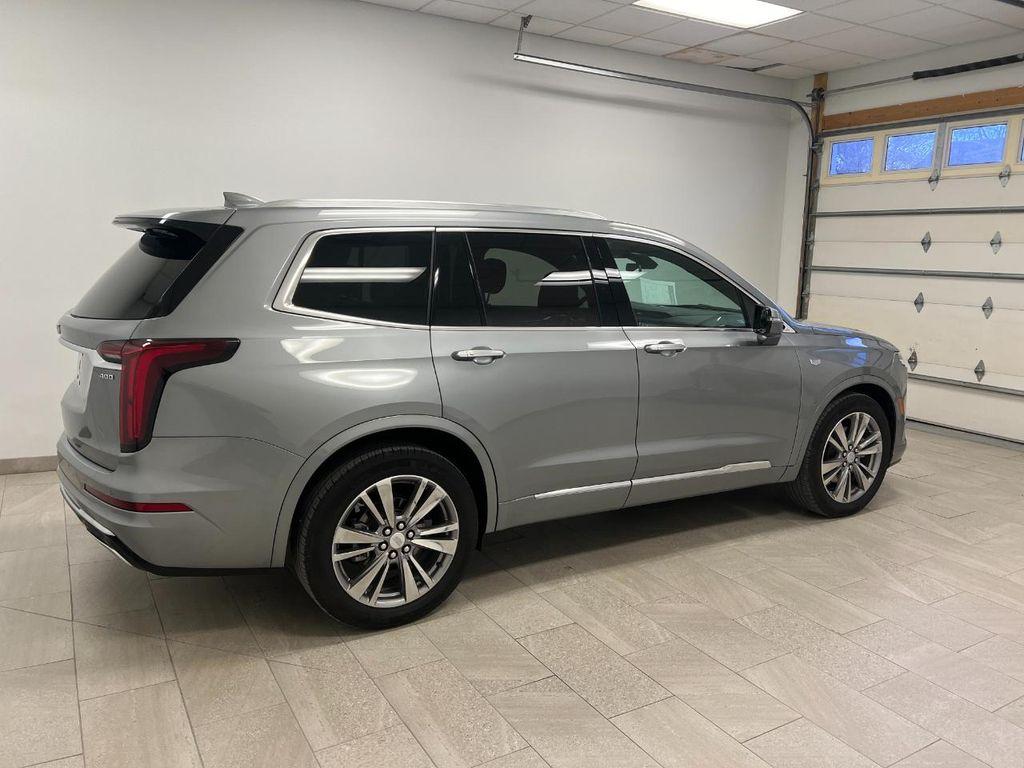 used 2024 Cadillac XT6 car, priced at $41,500