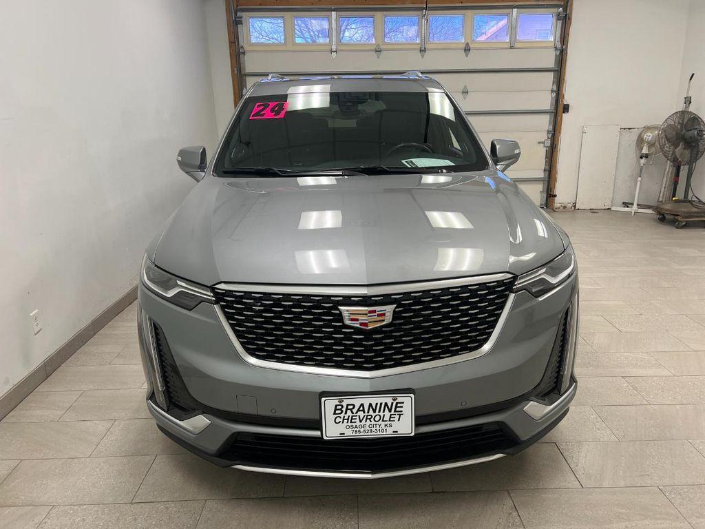 used 2024 Cadillac XT6 car, priced at $41,500