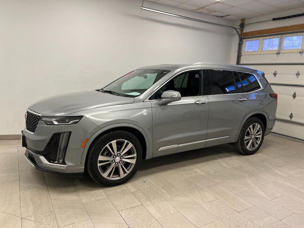 used 2024 Cadillac XT6 car, priced at $41,500