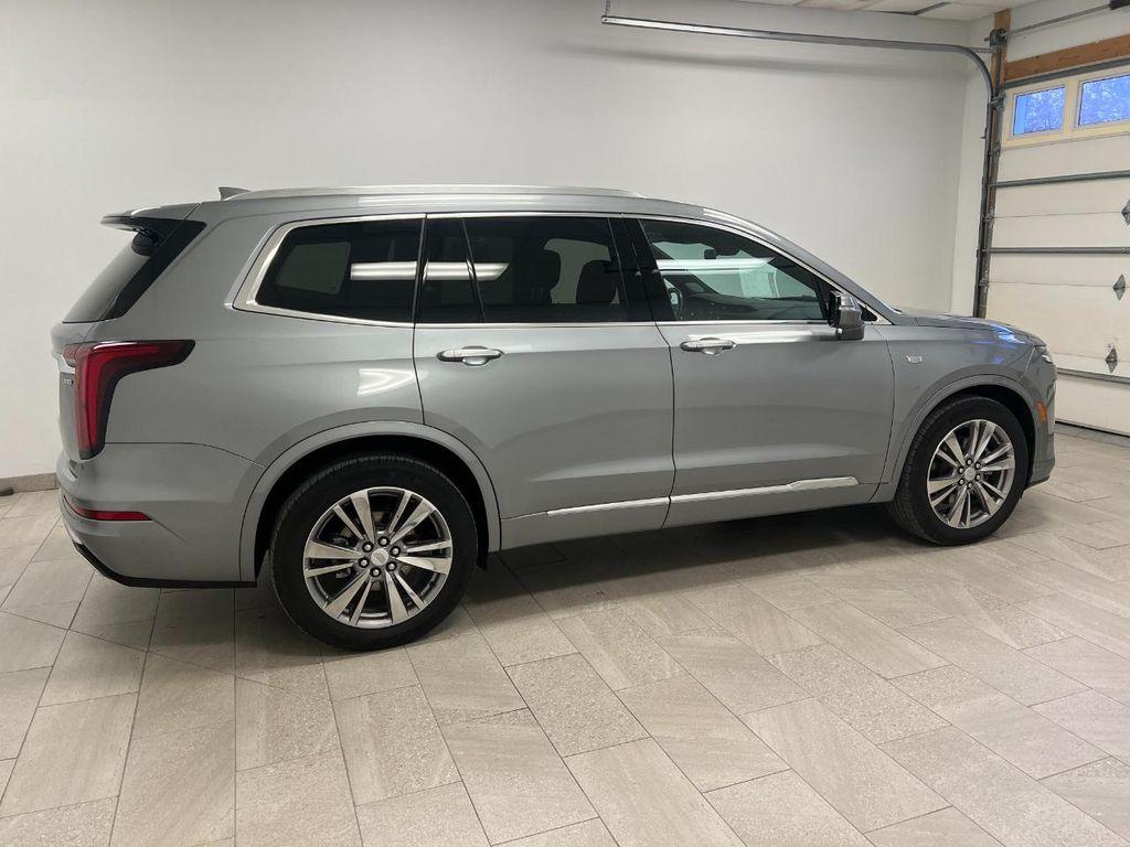 used 2024 Cadillac XT6 car, priced at $41,500