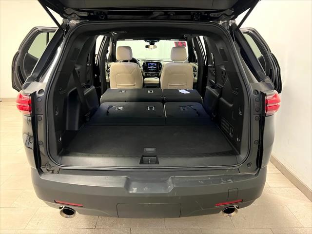 used 2023 Chevrolet Traverse car, priced at $32,000