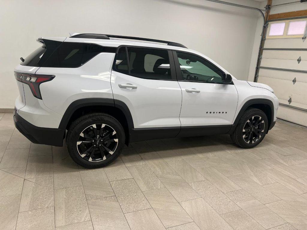 new 2026 Chevrolet Equinox car, priced at $36,430