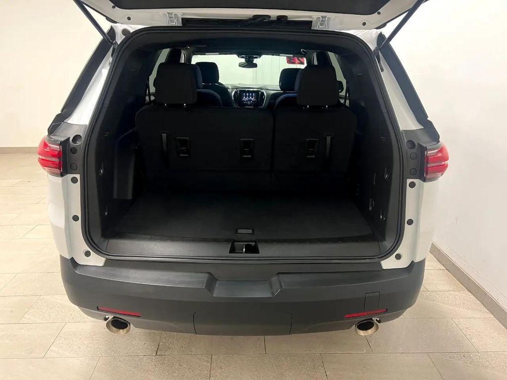 used 2023 Chevrolet Traverse car, priced at $34,000