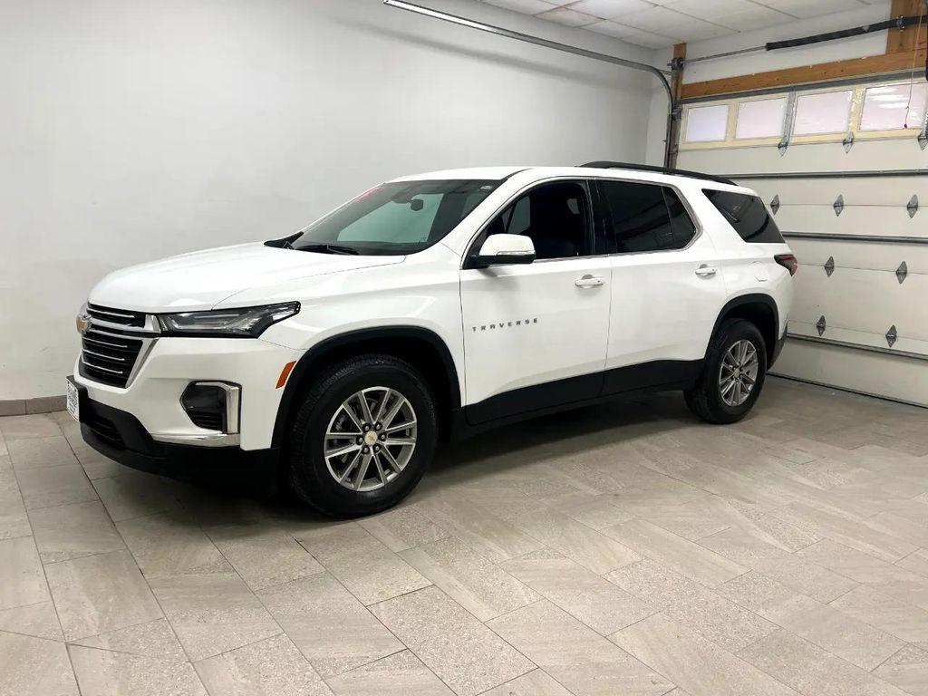 used 2023 Chevrolet Traverse car, priced at $34,000