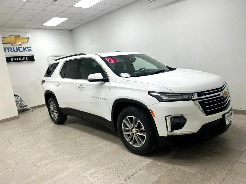 used 2023 Chevrolet Traverse car, priced at $34,000