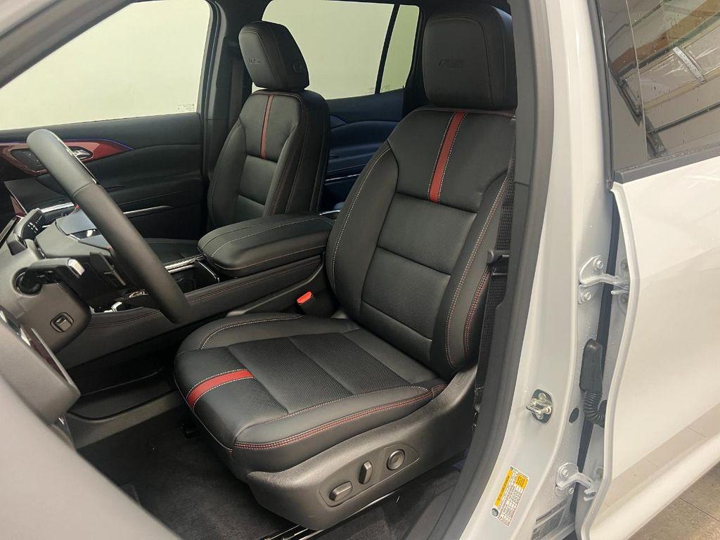 new 2026 Chevrolet Traverse car, priced at $61,830