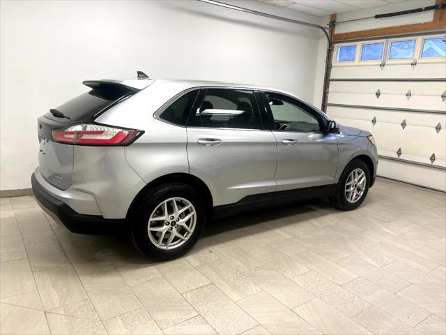 used 2024 Ford Edge car, priced at $31,100
