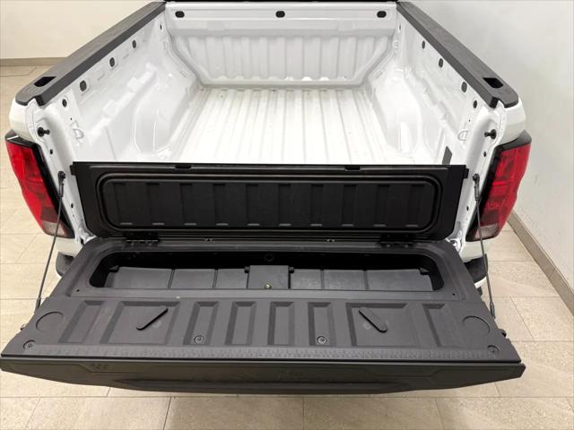 new 2025 Chevrolet Colorado car, priced at $40,890