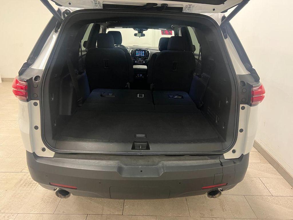 used 2023 Chevrolet Traverse car, priced at $31,000