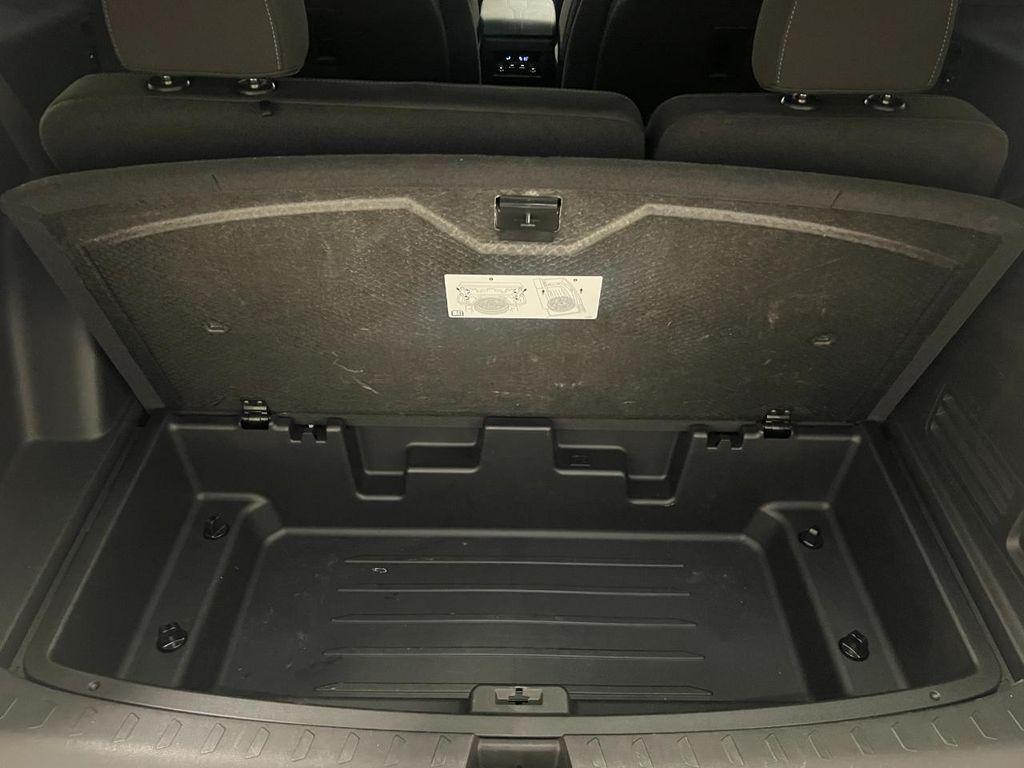 used 2023 Chevrolet Traverse car, priced at $31,000