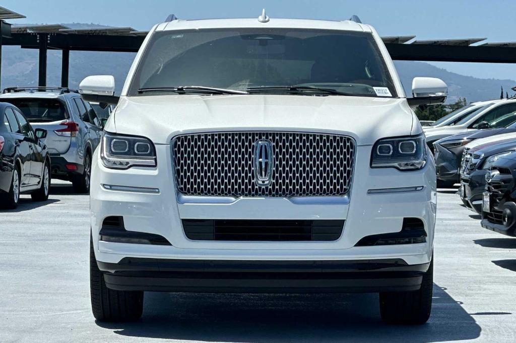 new 2024 Lincoln Navigator L car, priced at $113,070