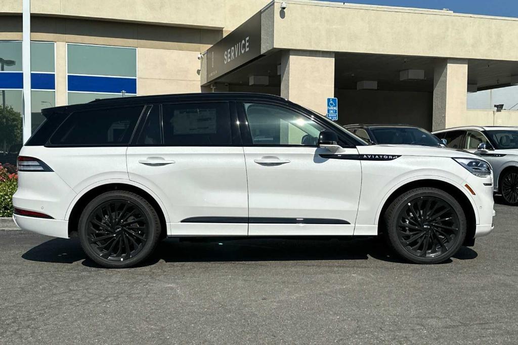 new 2024 Lincoln Aviator car, priced at $91,020