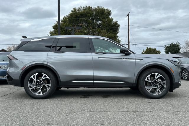 new 2024 Lincoln Nautilus car, priced at $52,260