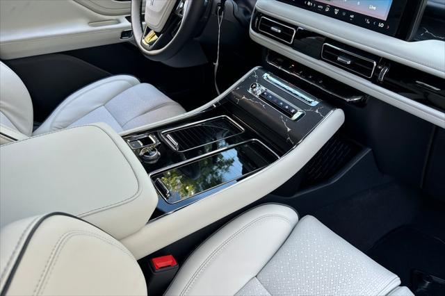 new 2025 Lincoln Aviator car, priced at $90,420