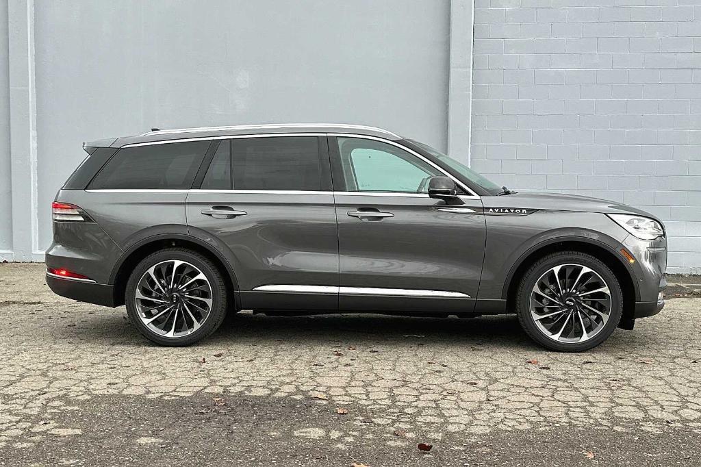 new 2023 Lincoln Aviator car, priced at $76,670