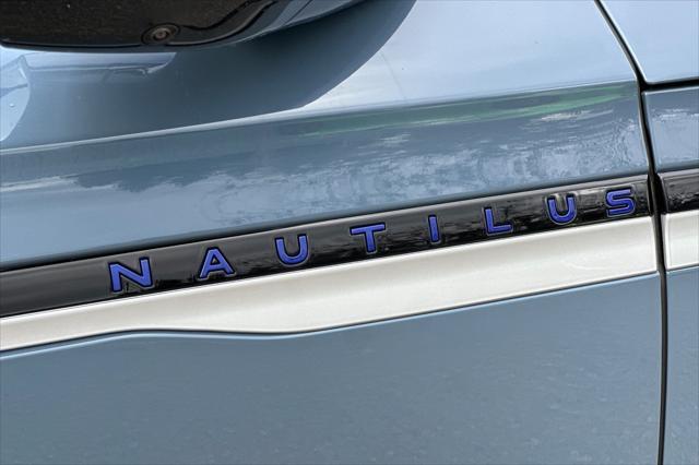 new 2025 Lincoln Nautilus car, priced at $60,270