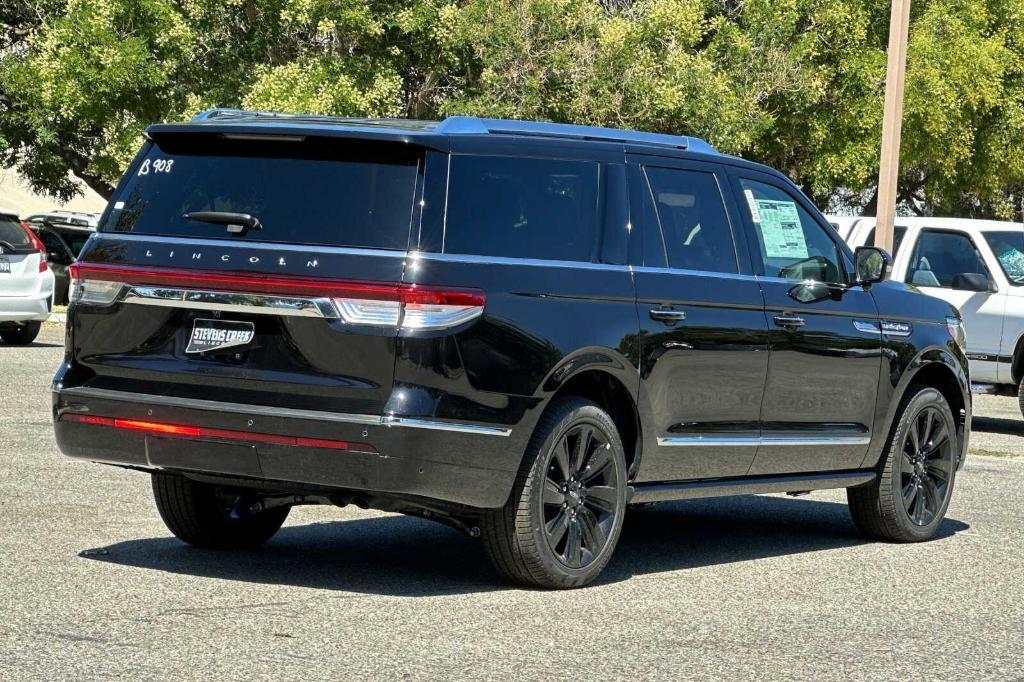 new 2024 Lincoln Navigator car, priced at $111,875