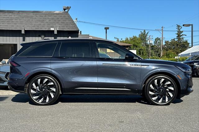 used 2024 Lincoln Nautilus car, priced at $57,888