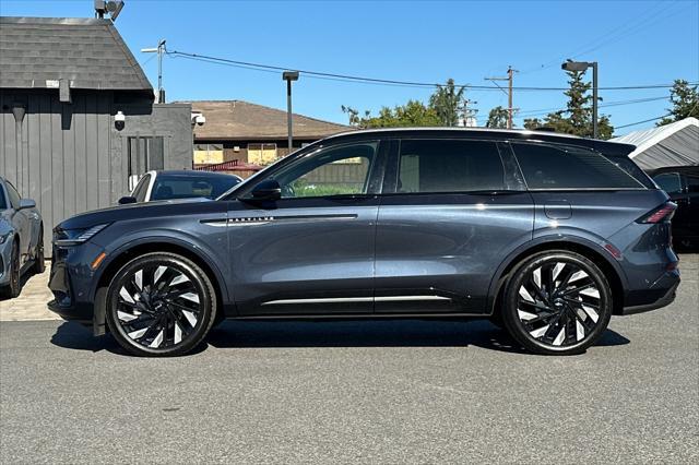 used 2024 Lincoln Nautilus car, priced at $57,888