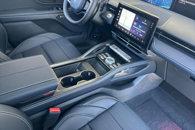new 2025 Lincoln Nautilus car, priced at $65,205