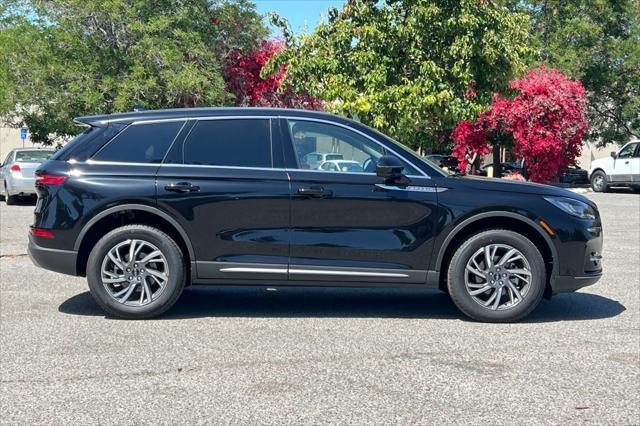 new 2025 Lincoln Corsair car, priced at $40,980