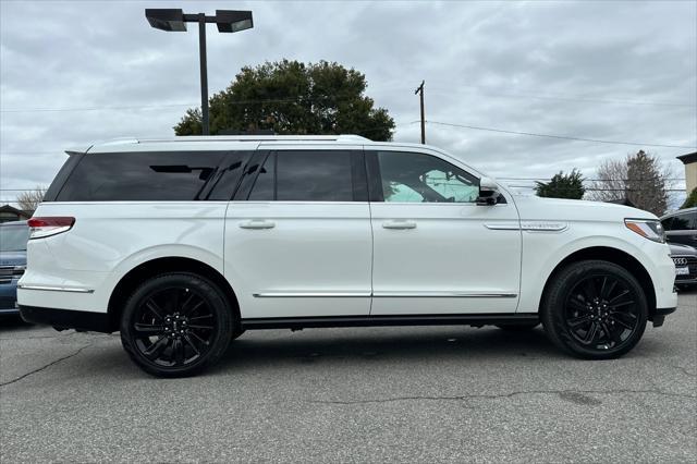 used 2024 Lincoln Navigator car, priced at $97,188