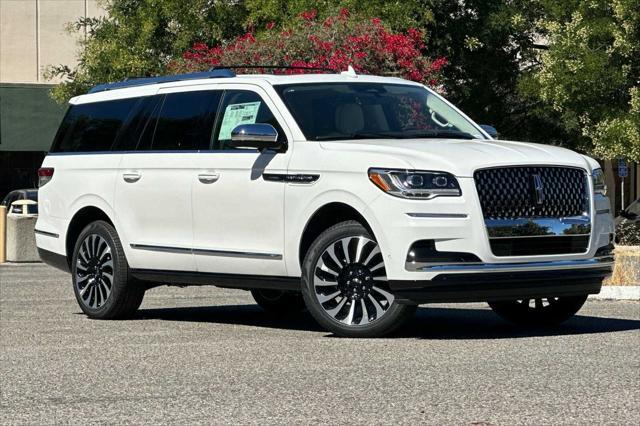 new 2024 Lincoln Navigator car, priced at $120,015