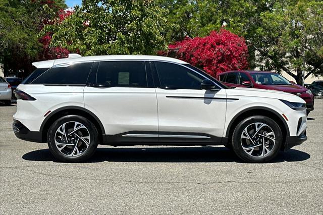 new 2025 Lincoln Nautilus car, priced at $56,235