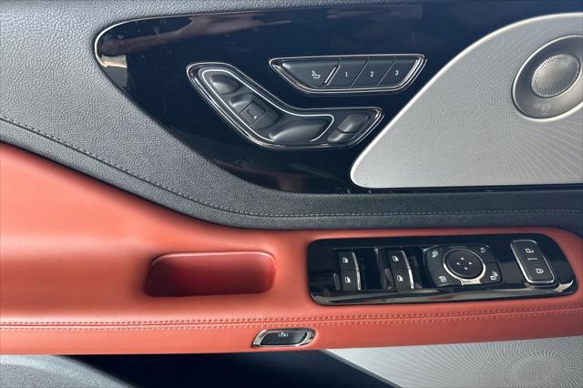 new 2025 Lincoln Aviator car, priced at $83,070