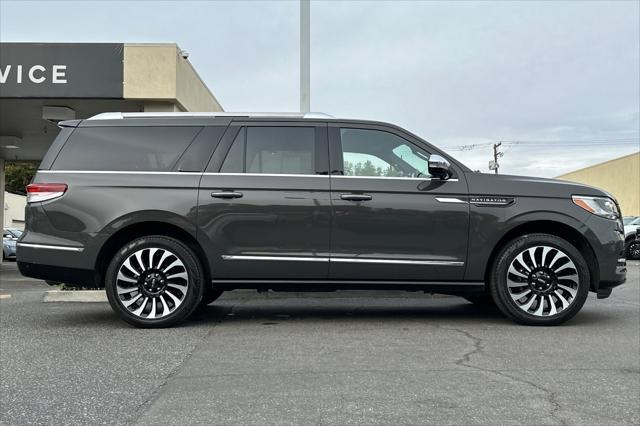 used 2023 Lincoln Navigator car, priced at $88,888