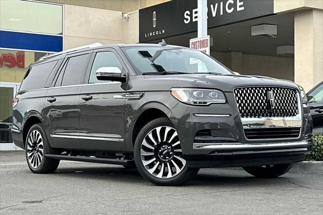 used 2023 Lincoln Navigator car, priced at $88,888