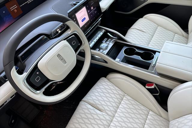 new 2025 Lincoln Nautilus car, priced at $82,040