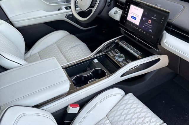new 2025 Lincoln Nautilus car, priced at $82,040