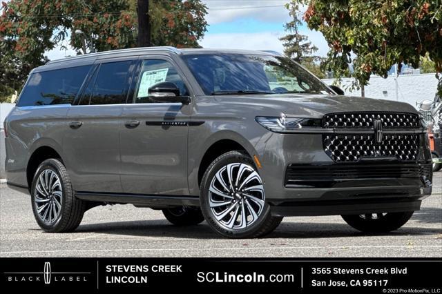 new 2025 Lincoln Navigator car, priced at $123,485