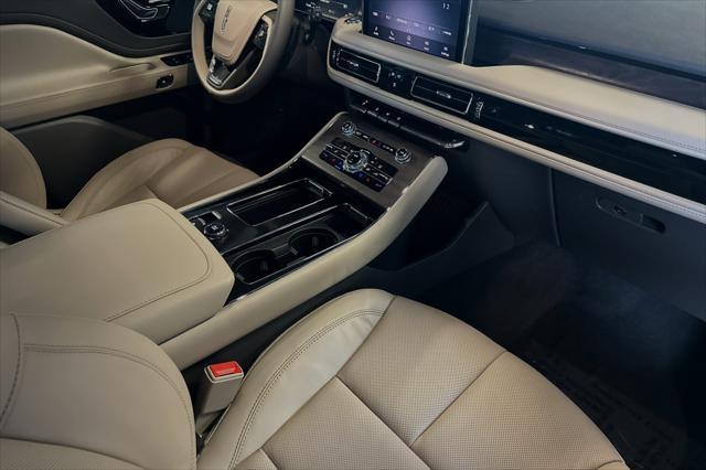 new 2024 Lincoln Aviator car, priced at $70,585