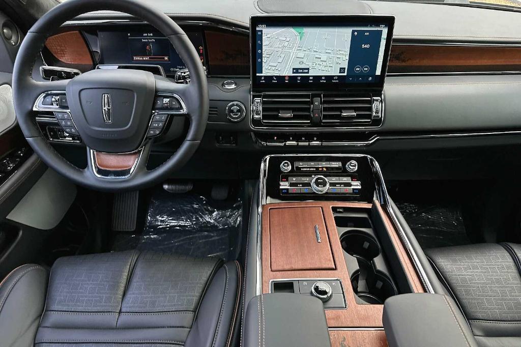 new 2023 Lincoln Navigator car, priced at $102,384