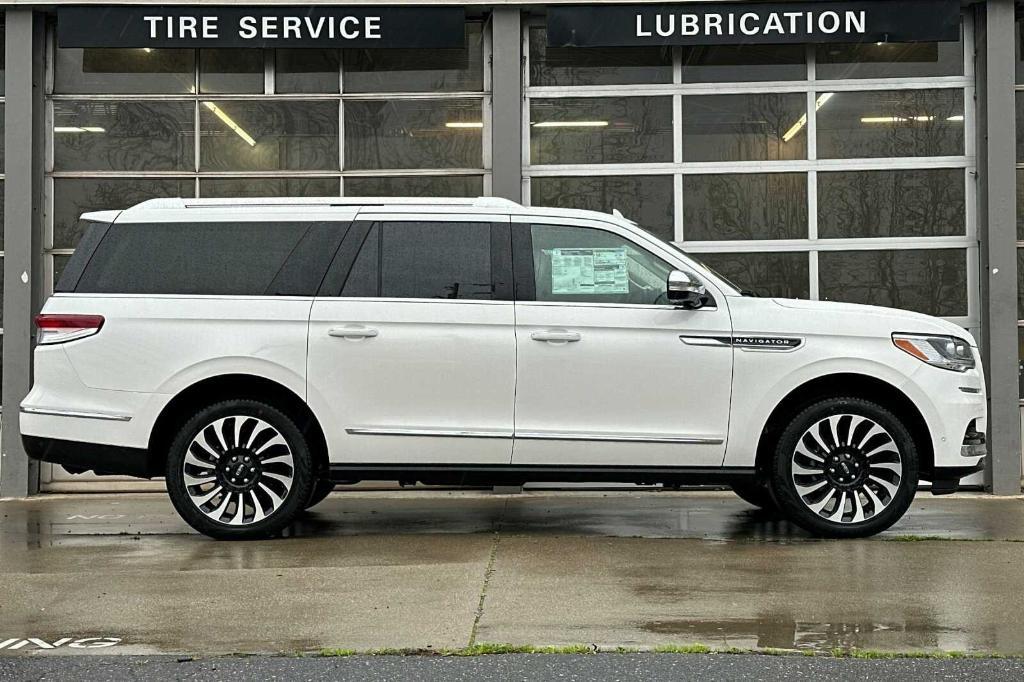 new 2024 Lincoln Navigator L car, priced at $119,865