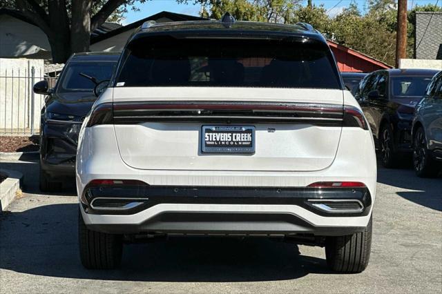 new 2024 Lincoln Nautilus car, priced at $61,670