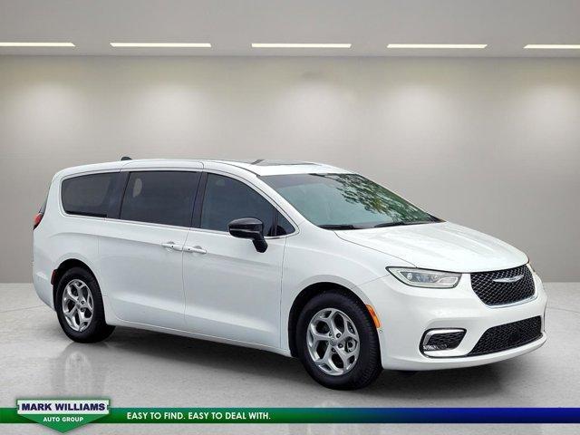 used 2024 Chrysler Pacifica car, priced at $45,695