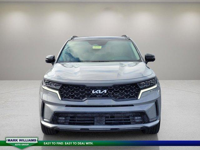 used 2022 Kia Sorento car, priced at $33,606