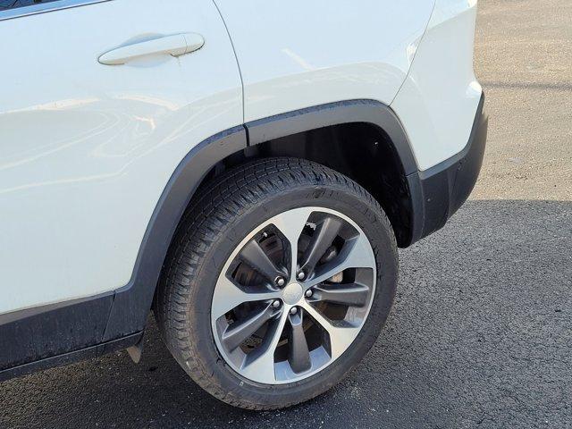 used 2022 Jeep Cherokee car, priced at $24,200