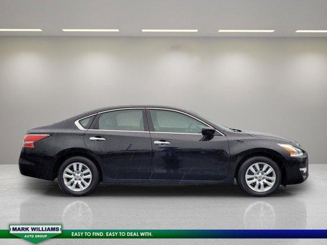 used 2014 Nissan Altima car, priced at $7,995