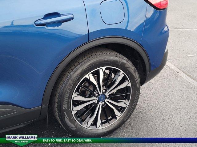 used 2022 Ford Escape car, priced at $20,300