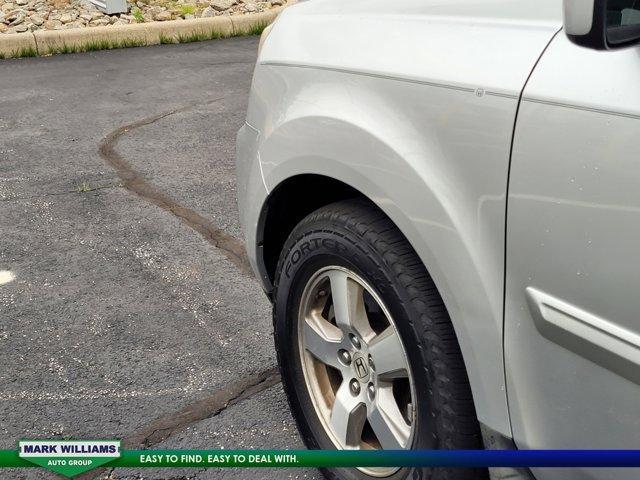 used 2009 Honda Pilot car, priced at $7,495