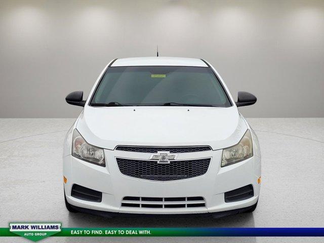 used 2014 Chevrolet Cruze car, priced at $7,898