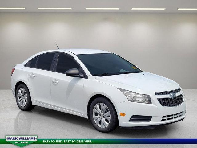 used 2014 Chevrolet Cruze car, priced at $7,997