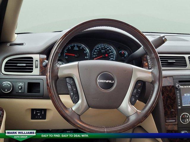 used 2014 GMC Yukon car, priced at $17,595